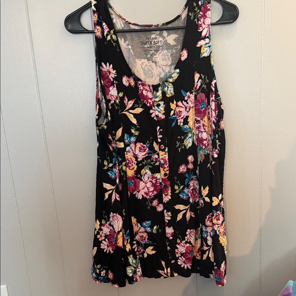 Torrid Black Floral Tank Top